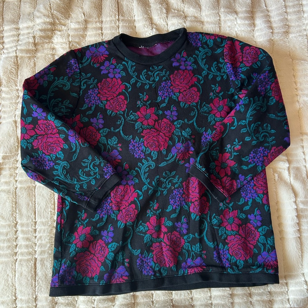Vintage Floral Patterned Sweater-tags removed-fits M